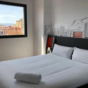  Casa de hóspedes Easyhotel Centre